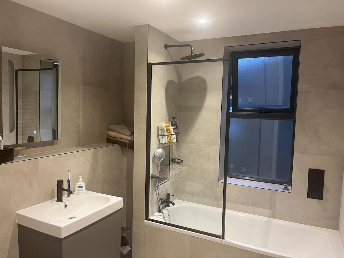 Apartamento Stylish In West Londres